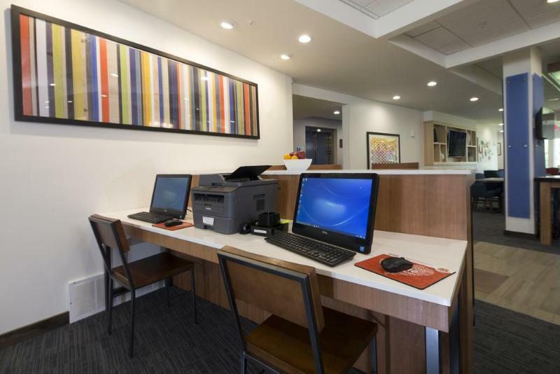 Holiday Inn Express & Suites La Porte By Ihg Exterior foto